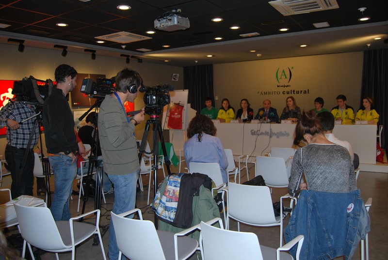 El Deporte Navarro, con la Marcha Contra el C&aacute;ncer organizada por la AECC, el pr&oacute;ximo 5 de Junio